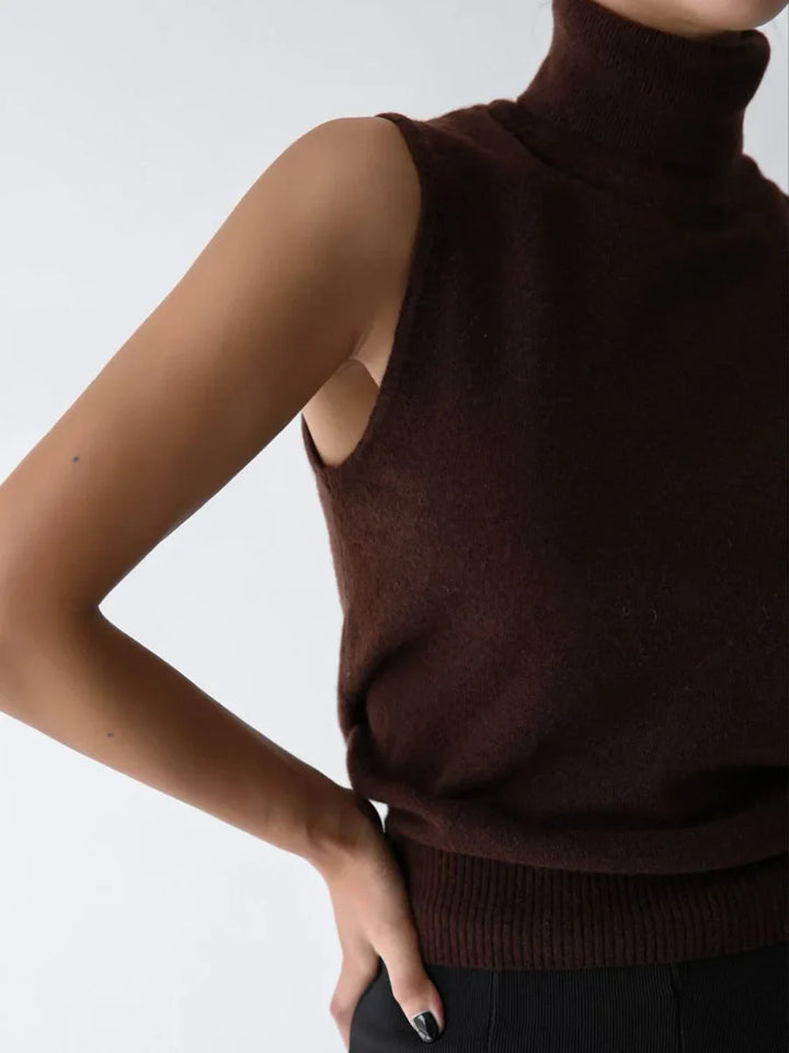 Marenton High-Neck Vest