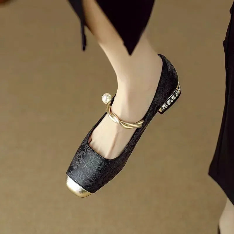 Emmie Pumps